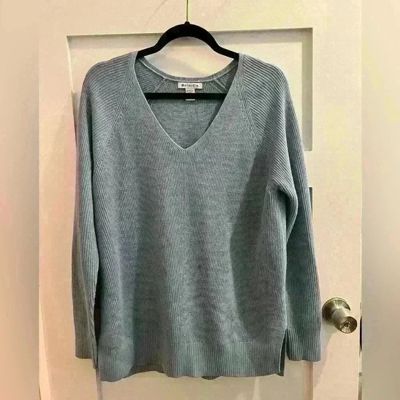 Athleta Hanover Refined V-Neck Sweater size M - Picture 2 of 7
